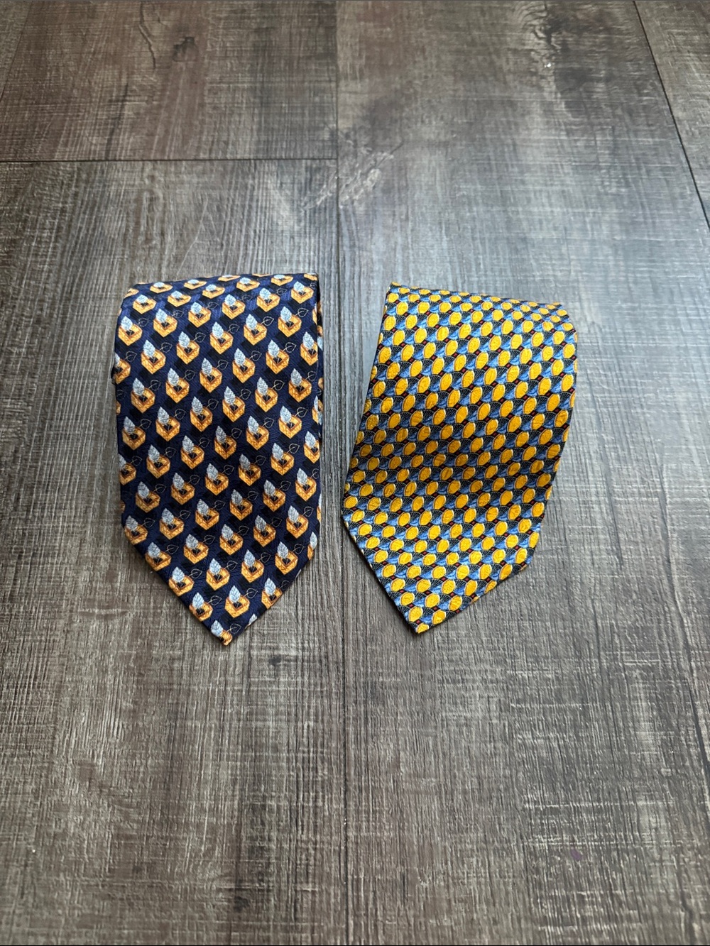 Ermenegildo Zegna Silk Patterned Neckties in Navy and Yellow